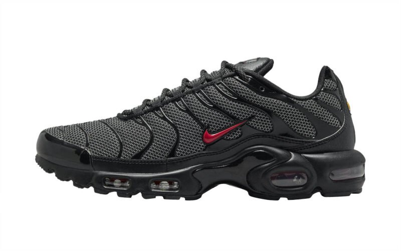 Nike Air Max Plus Black Red