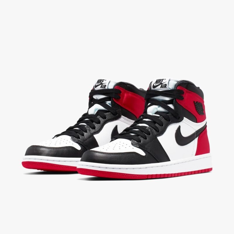 Nike Jordan Retro 1 High Black Toe - Image 2